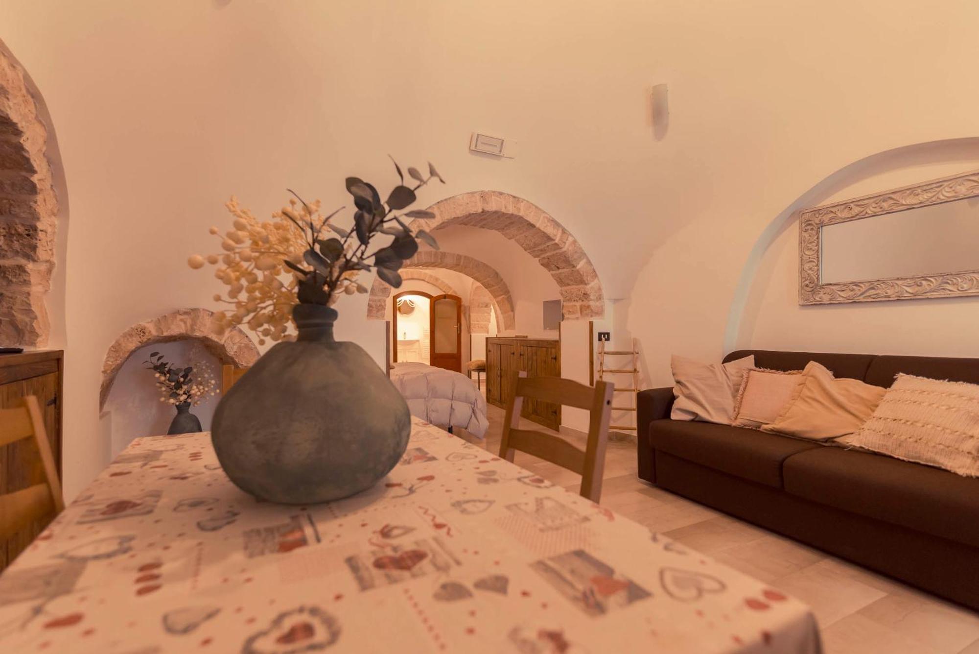 Trulli Antichi Mestieri - Widespread Trulli In The Historic Center Bed & Breakfast Alberobello Exterior photo